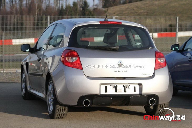 2012版雷诺Clio RS 5.jpg