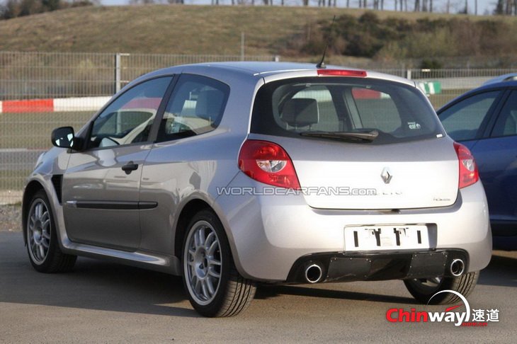 2012版雷诺Clio RS 3.jpg