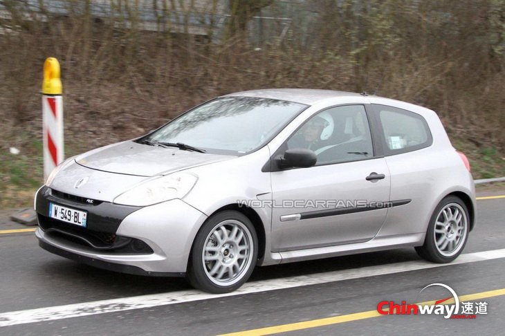 2012版雷诺Clio RS 6.jpg