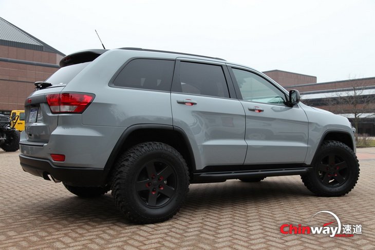 mopar改装的大切诺基Grand Cherokee 3.jpg