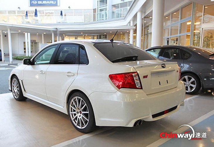 来来看看三厢版STI IMPREZA TS 10.jpg