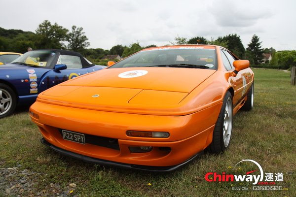 S7-Photos-du-jour-Lotus-Esprit-GT3-Le-Mans-233363.jpg