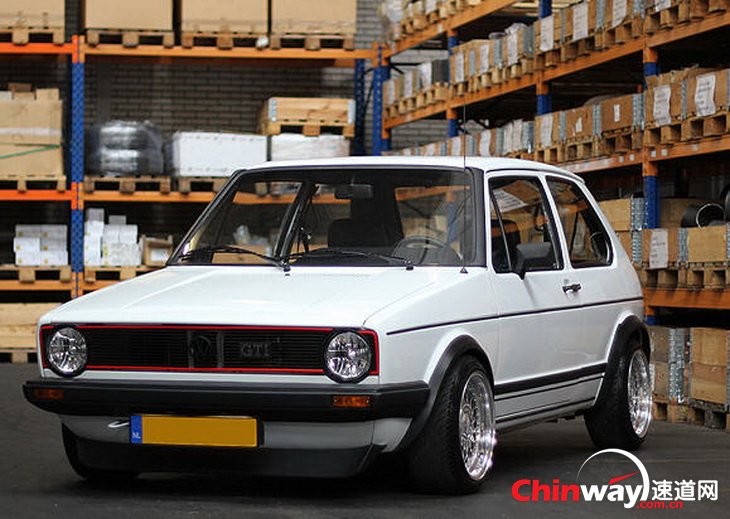 高尔夫 MKI GTI 2.jpg