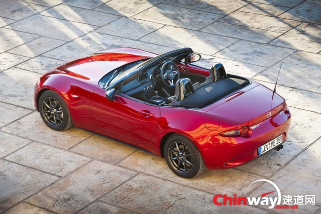 2016 Mazda MX-5 欧规 1.jpg