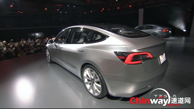 特斯拉 Tesla Model 3 5.jpg