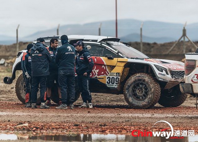 Dakar 2017 标致领先 3.jpg