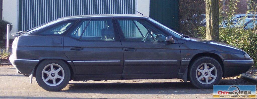 CITROEN_XM_r_black.jpg